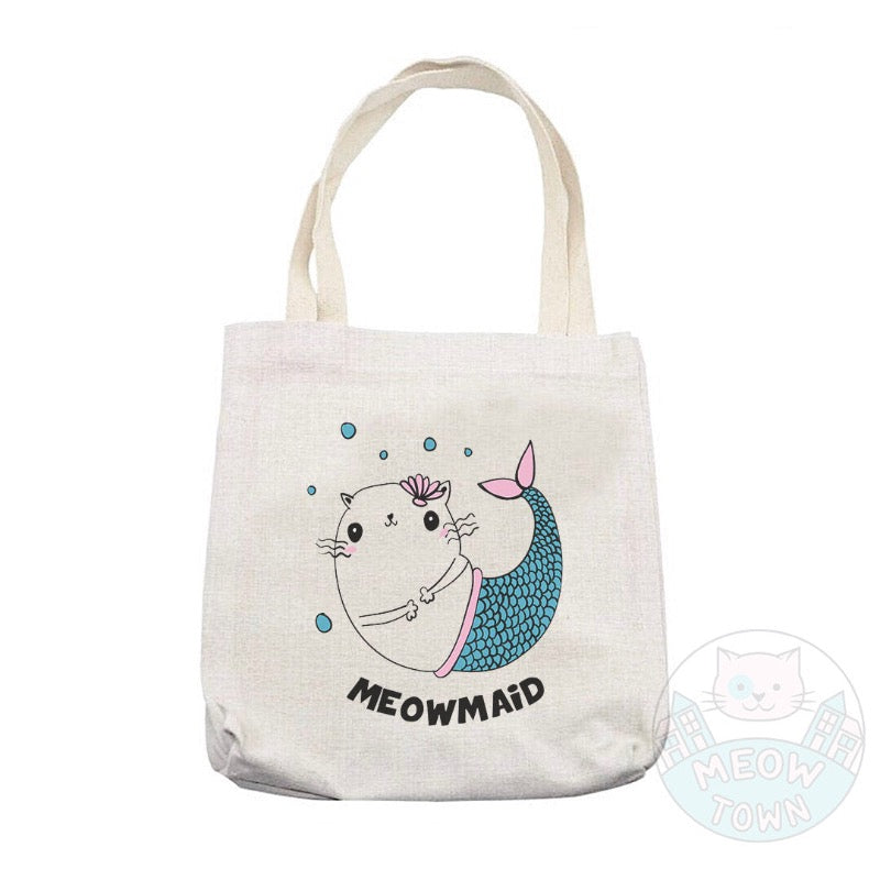 Super cute yet handy tote bag with an adorable Meowmaid kitty, printed in the UK by us at Meow Town exclusively for You. Natural beige colour. Purrrfect bag for any occasions all year round. It can also be a beautiful gift idea for the cat lover in your life.