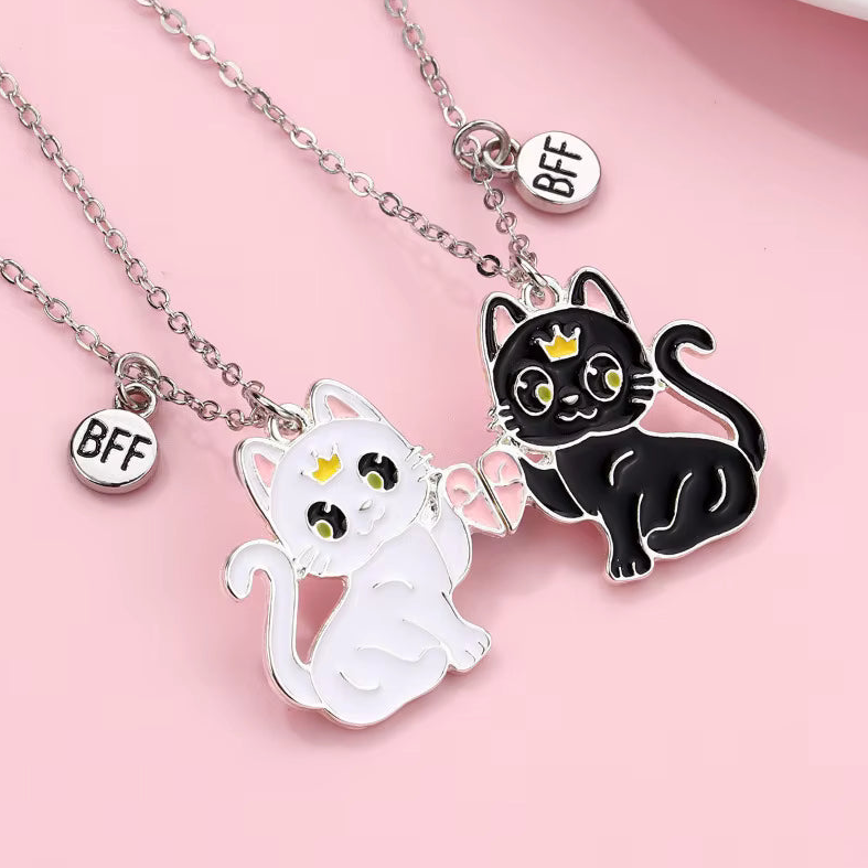 black and white cat friends couple necklace set 2