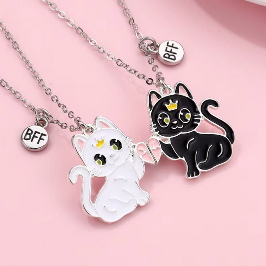 black and white cat friends couple necklace set 2