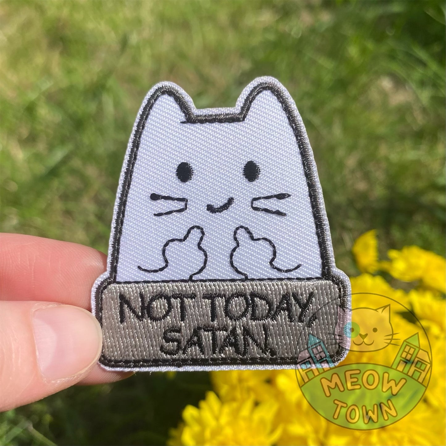 Funny embroidered iron-on patch with a cute kitty and ‘Not Today Satan’ slogan. A perfect way to bring new life to your old garments or to cover small holes or marks with this cute kitty!