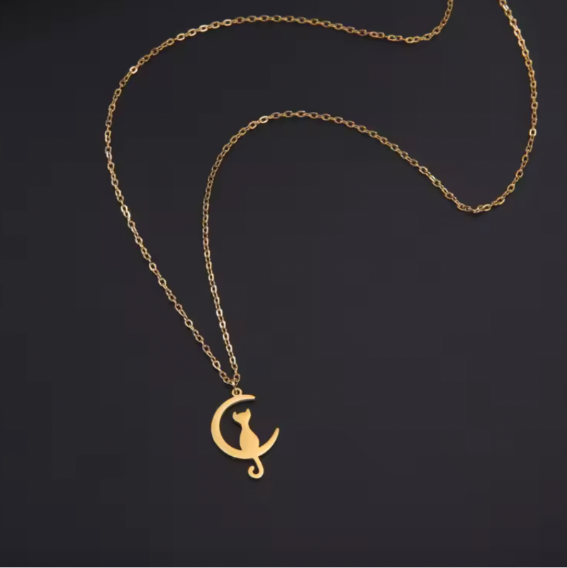 small cat sitting on moon necklace gold 2