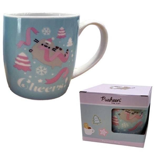 Enjoy your favourite drink from this lovely festive style Pusheen porcelain mug.  Comes in a decorative box, it can be a perfect Christmas gift for cat lovers.