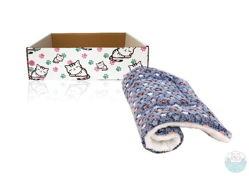 Meow town cardboard cat bed with blanket white blue stars