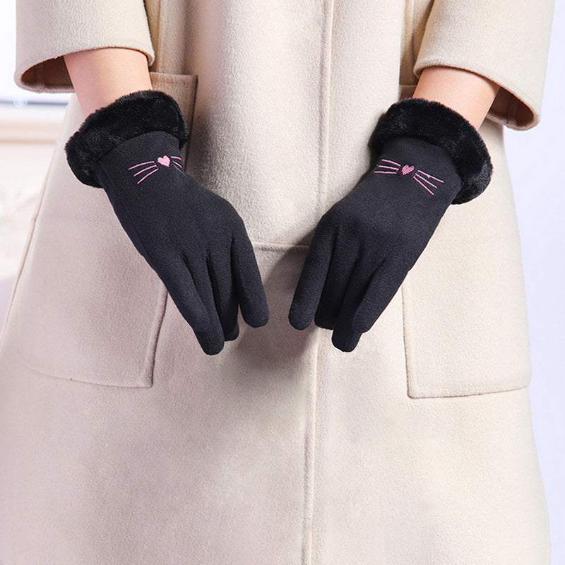 Super soft, warm, faux suede gloves with beautiful pink embroidered kitty nose and whiskers. Faux fur trim for a stylish, elegant look. Black colour gloves, pink embroidery thread. Material: viscose, faux fur. All cat lover ladies deserve a pretty pair of gloves for the cold season :)